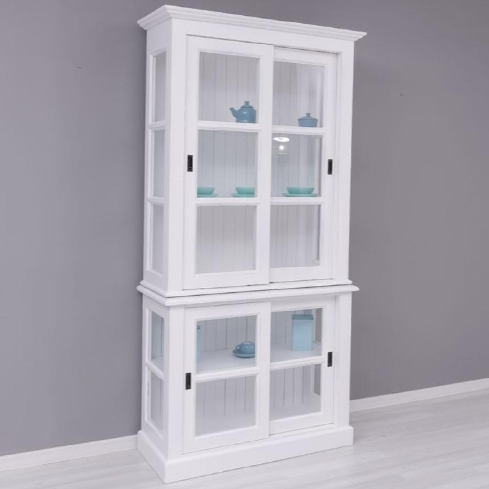 elegantny biely vitrinovy skrina policovy sklo skrina mediteran klasicky provance biely country posuvne dvere cottage spajza kuchyna jedalen balaton rekreacny dom zariadenie.jpg